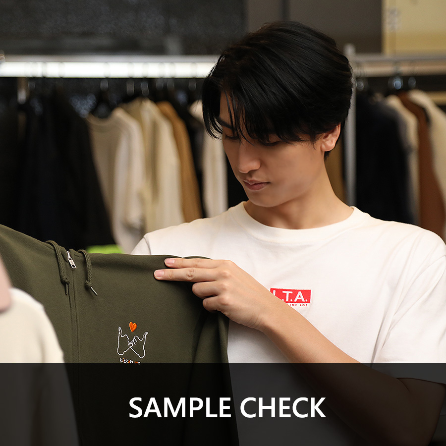 井阪郁巳 × Kitson me コラボZIPパーカー